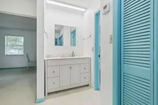 525 NE 58th St, Miami, FL 33137 - Photo 27