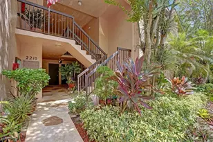 2210 SW 92nd Ter, Davie, FL 33324 - Photo 5