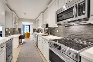 3100 NE 48th St Unit, Fort Lauderdale, FL 33308 - Photo 11