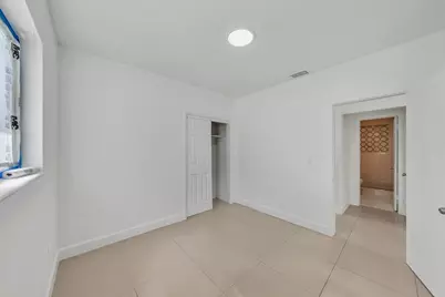16010 NE 5th Avenue, Miami, FL 33162 - Photo 15