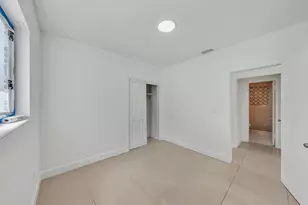 16010 NE 5th Ave, Miami, FL 33162 - Photo 15