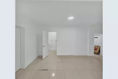 16010 NE 5th Avenue, Miami, FL 33162 - Photo 25