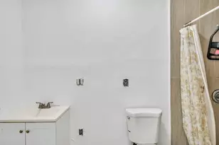 16010 NE 5th Ave, Miami, FL 33162 - Photo 27