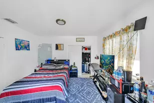 16010 NE 5th Ave, Miami, FL 33162 - Photo 49