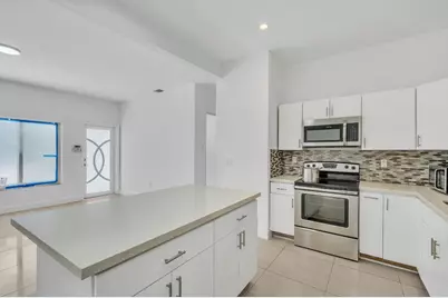 16010 NE 5th Avenue, Miami, FL 33162 - Photo 5