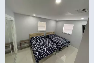 4041 SW 52nd Street, Dania Beach, FL 33004 - Photo 7