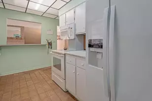 1122 Beach Rd, Riviera Beach, FL 33404 - Photo 13