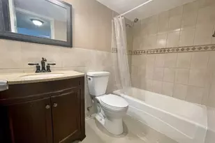 809 W Oakland Park Blvd, Oakland Park, FL 33311 - Photo 5