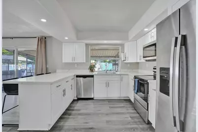 6411 SW 6th Street, Margate, FL 33068 - Photo 11