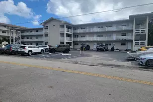 2100 N Diana Dr Unit, Hallandale Beach, FL 33009 - Photo 1