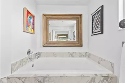 615 Bayshore Drive #301, Fort Lauderdale, FL 33304 - Photo 11