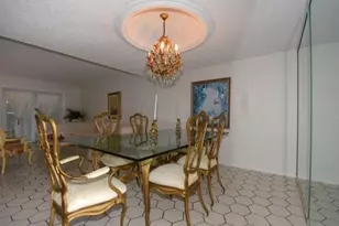 1018 NE 25th, Hallandale Beach, FL 33009 - Photo 13