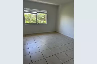 515 S Sequoia Drive #206, West Palm Beach, FL 33409 - Photo 3