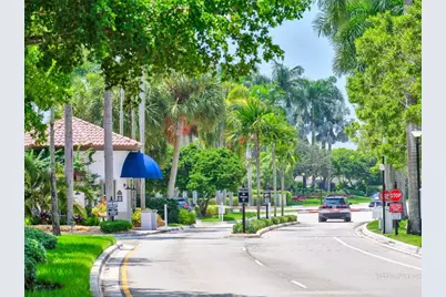 4032 Pinewood Lane, Weston, FL 33331 - Photo 9