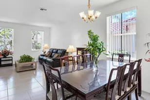 4032 Pinewood Ln, Weston, FL 33331 - Photo 23