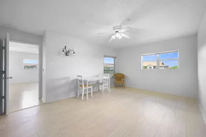 550 SW 137th Avenue #401L, Pembroke Pines, FL 33027 - Photo 11