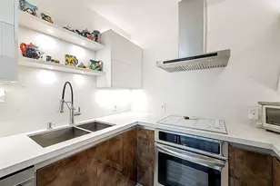 3625 N Country Club Dr, Aventura, FL 33180 - Photo 17