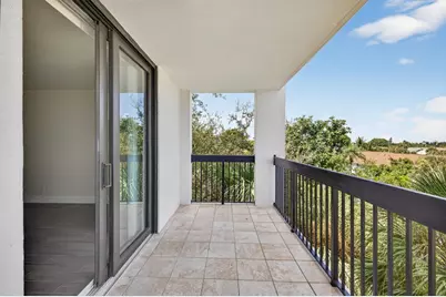 2707 NE 14th St Causeway #401, Pompano Beach, FL 33062 - Photo 11