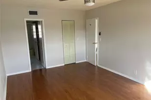 1005 Country Club Dr, Margate, FL 33063 - Photo 9