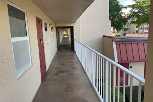 1005 Country Club Dr, Margate, FL 33063 - Photo 31