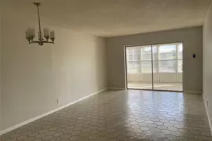 1005 Country Club Dr, Margate, FL 33063 - Photo 13