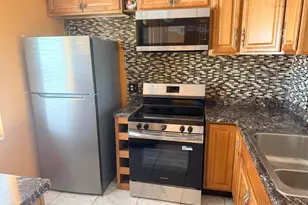 1025 Country Club Dr, Margate, FL 33063 - Photo 3