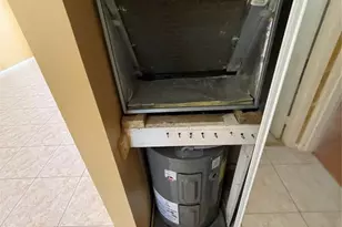 1025 Country Club Dr, Margate, FL 33063 - Photo 35