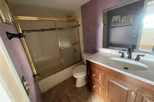 1025 Country Club Dr, Margate, FL 33063 - Photo 21