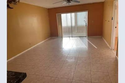 1025 Country Club Drive #407, Margate, FL 33063 - Photo 5