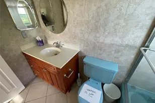 1025 Country Club Dr, Margate, FL 33063 - Photo 11