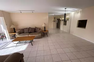 1025 Country Club Dr, Margate, FL 33063 - Photo 5