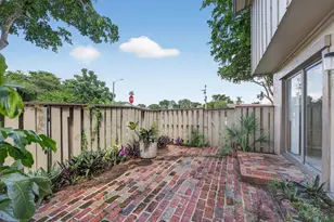 2218 NW 58th Ave, Lauderhill, FL 33313 - Photo 3