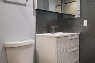 1105 Merion Pl, Pompano Beach, FL 33068 - Photo 13