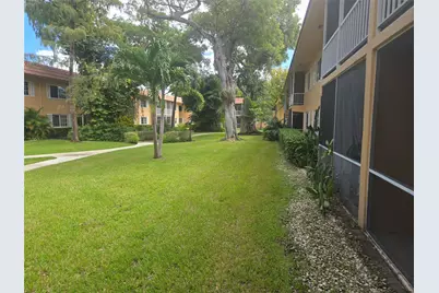 1940 NE 2nd Avenue #101-j, Wilton Manors, FL 33305 - Photo 9