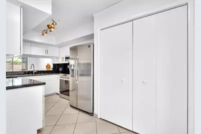 7903 NW 7th Court, Plantation, FL 33324 - Photo 17