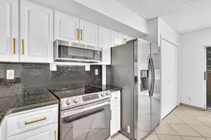 7903 NW 7th Ct, Plantation, FL 33324 - Photo 13