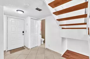 7903 NW 7th Ct, Plantation, FL 33324 - Photo 3