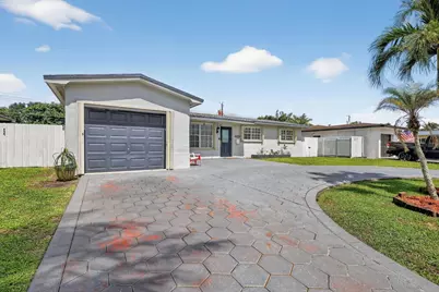 7641 NW 6th Court, Hollywood, FL 33024 - Photo 3