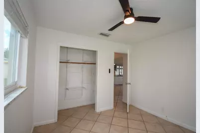 960 NW 49th Street, Pompano Beach, FL 33064 - Photo 13