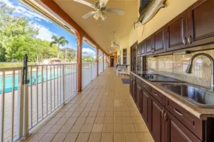 11301 SW 3rd St, Plantation, FL 33325 - Photo 11