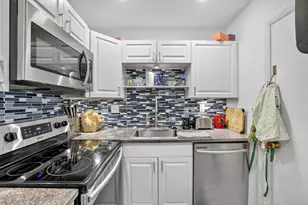 3040 NE 16th Ave, Oakland Park, FL 33334 - Photo 3