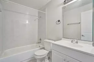 967 NW 89th Ave, Plantation, FL 33324 - Photo 37