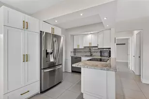 2110 NE 56th St, Fort Lauderdale, FL 33308 - Photo 25