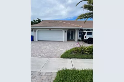 7485 Royal Palm Boulevard, Margate, FL 33063 - Photo 3