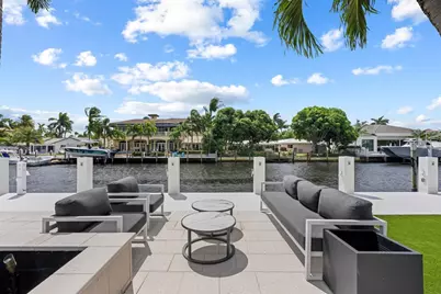 2330 NE 35th Street, Pompano Beach, FL 33064 - Photo 37