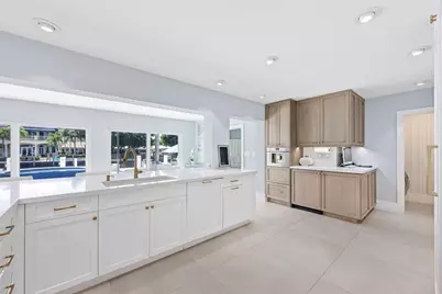 2330 NE 35th Street, Pompano Beach, FL 33064 - Photo 15