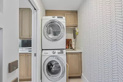 2330 NE 35th Street, Pompano Beach, FL 33064 - Photo 17