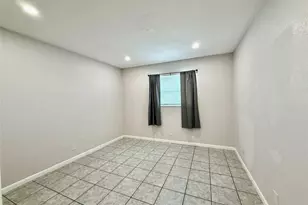 511 W Kalmia Dr, Lake Park, FL 33403 - Photo 11