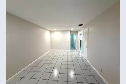 511 W Kalmia Drive #10, West Palm Beach, FL 33403 - Photo 13