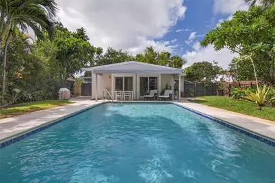 1009 NE 16th Place, Fort Lauderdale, FL 33305 - Photo 1